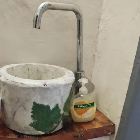 Fasolas Square 15m2 Is Located 30 Stairs Up From The Main Road And It Is In The Old Market Fasolas And Next To The Museums 度假居 Filótion