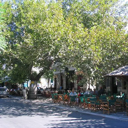 Fasolas Square 15m2 Is Located 30 Stairs Up From The Main Road And It Is In The Old Market Fasolas And Next To The Museums 度假居 Filótion